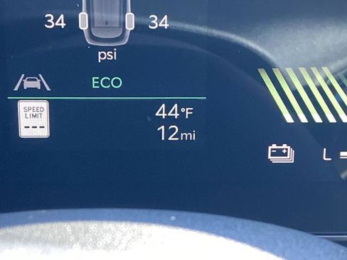 New 2026 Kia Sportage EX image 6