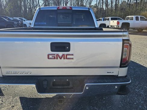 Used 2018 GMC Sierra 1500 SLT image 4