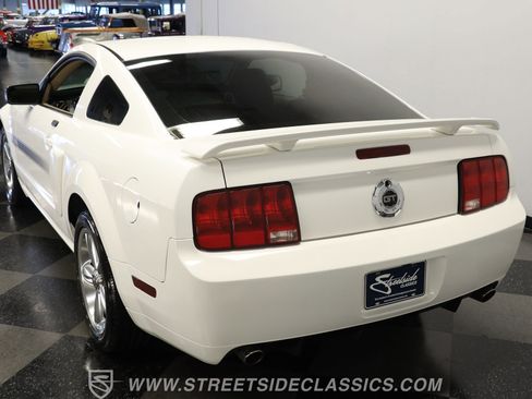 Used 2007 Ford Mustang GT image 7