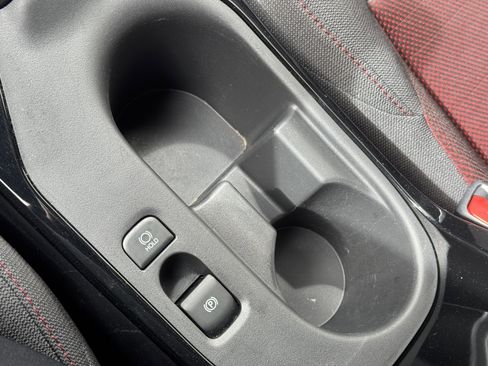 Used 2024 Toyota Corolla SE image 23