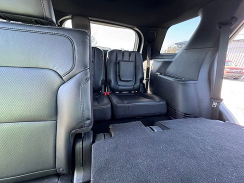 Used 2019 Ford Explorer Limited image 20