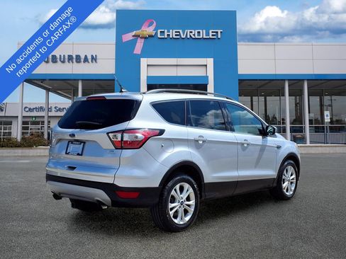 Used 2018 Ford Escape SE w/ SE Sync 3 Package FWD image 5
