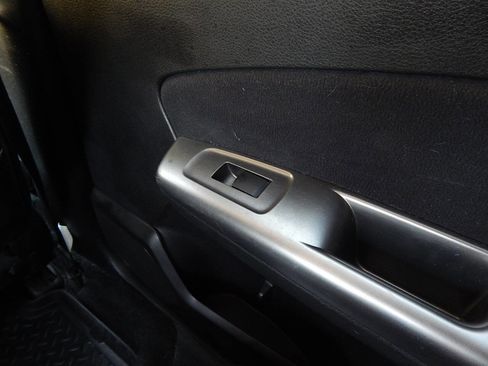 Used 2012 Subaru Forester 2.5X Limited image 25