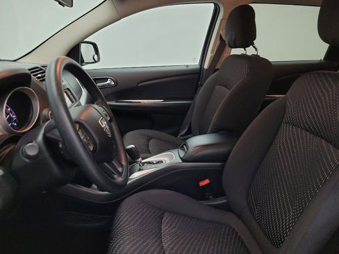 Used 2017 Dodge Journey SXT w/ Comfort/Convenience Group image 17