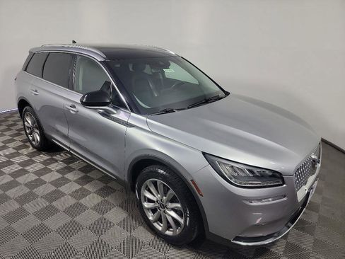 Used 2021 Lincoln Corsair AWD w/ Premium Package image 2