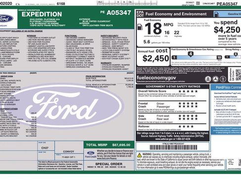 Used 2023 Ford Expedition Platinum image 2