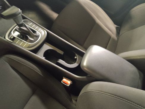 Used 2025 Hyundai Kona SEL FWD image 26