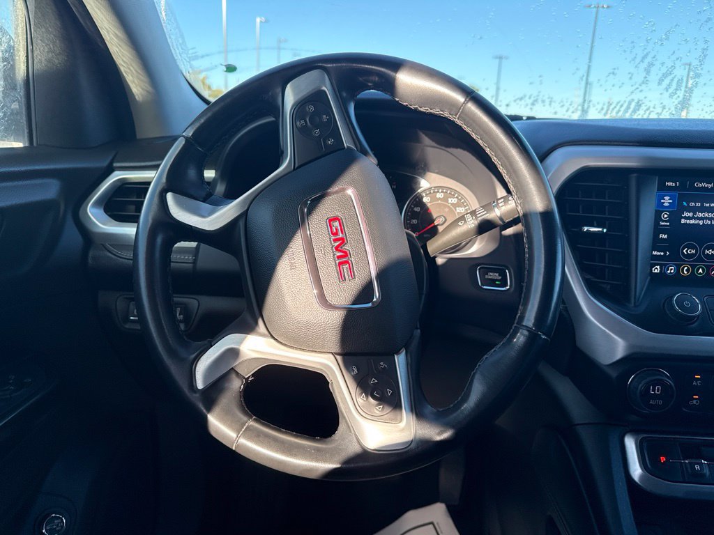 Used 2023 GMC Acadia SLT AWD/4WD image 11
