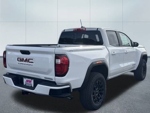 New 2026 GMC Canyon Elevation image 8