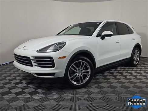 Certified 2022 Porsche Cayenne image 1
