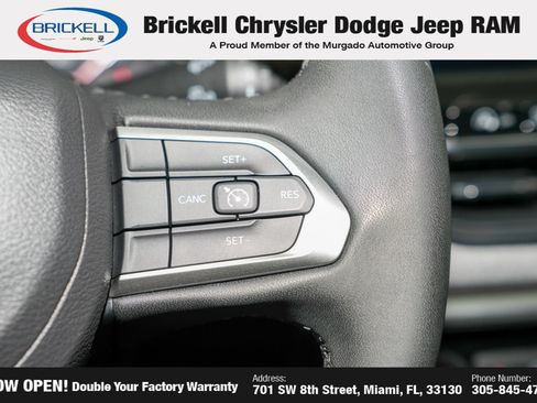 Used 2024 Jeep Compass Latitude AWD/4WD image 34
