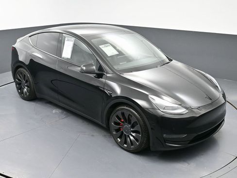 Used 2022 Tesla Model Y Performance image 49