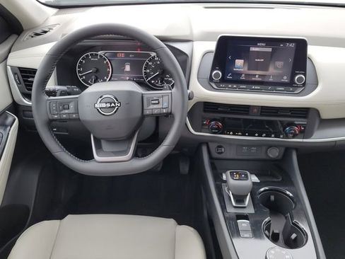 New 2026 Nissan Rogue SV AWD/4WD image 11