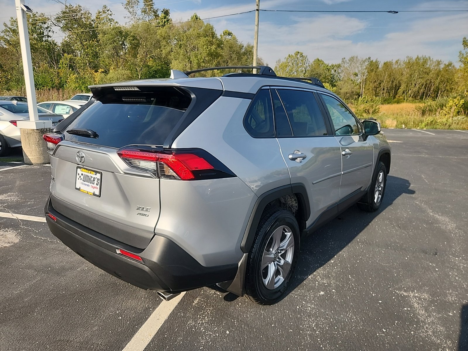 Used 2024 Toyota RAV4 XLE w/ Convenience Package AWD/4WD image 8