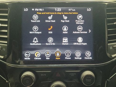 Used 2021 Jeep Grand Cherokee Limited image 25