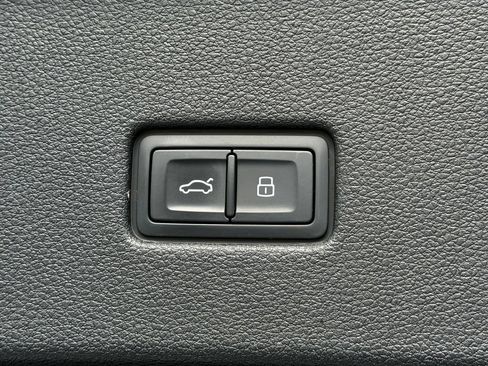 Certified 2026 Audi Q8 Premium Plus AWD/4WD image 20