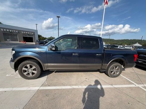 Used 2018 Ford F150 Lariat w/ Equipment Group 502A Luxury AWD/4WD image 2
