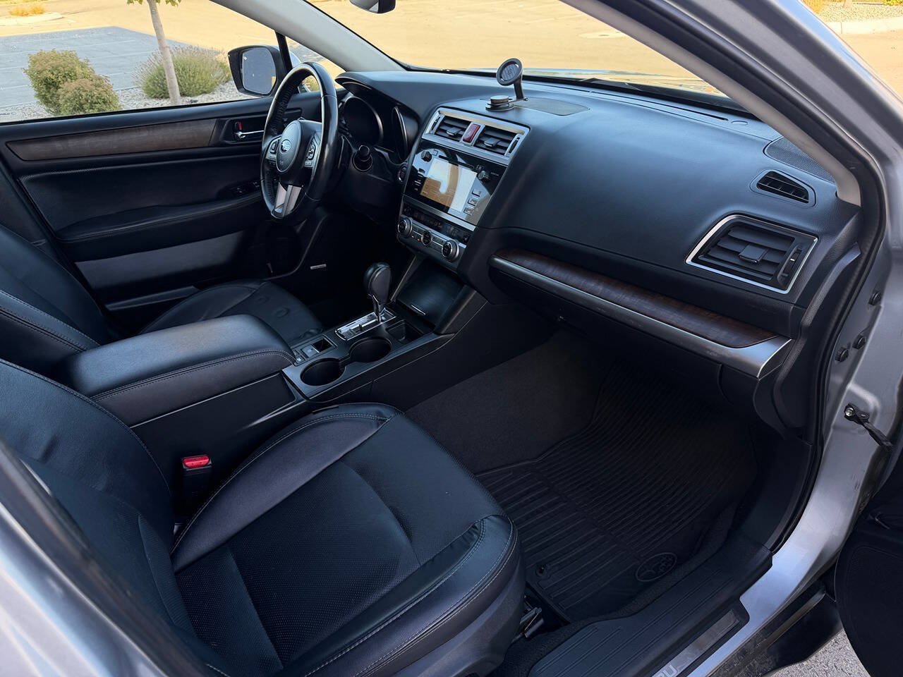Used 2017 Subaru Outback 2.5i Limited AWD/4WD image 20