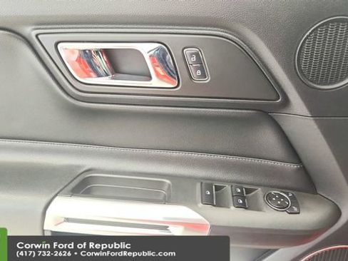 Used 2016 Ford Mustang GT Premium image 18