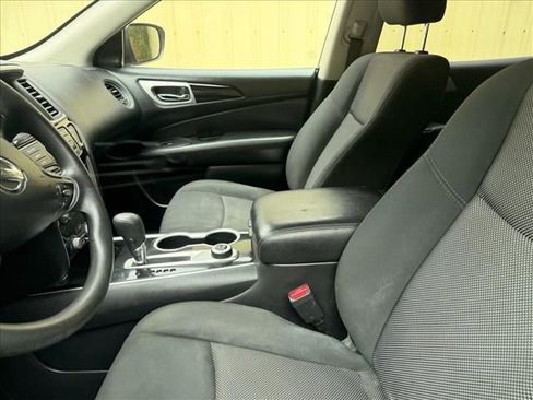 Used 2019 Nissan Pathfinder S AWD/4WD image 4