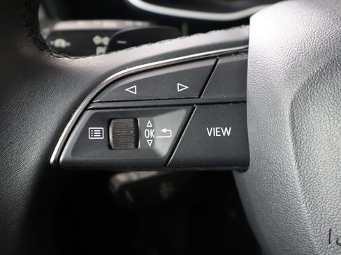 Used 2023 Audi Q3 2.0T Premium w/ Convenience Package image 39