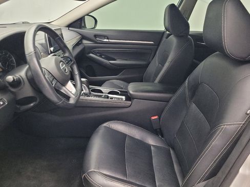 Used 2020 Nissan Altima 2.5 Platinum image 17