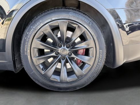 Used 2018 Tesla Model X P100D image 13