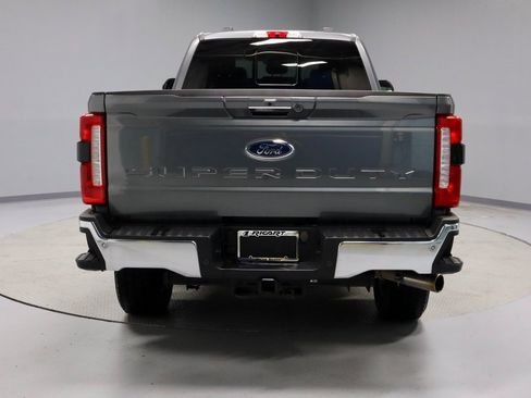 Certified 2024 Ford F250 Lariat w/ Chrome Package image 11