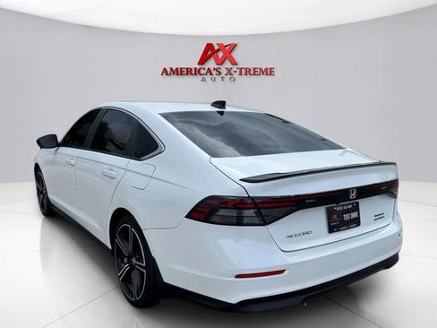 Used 2024 Honda Accord Sport image 4