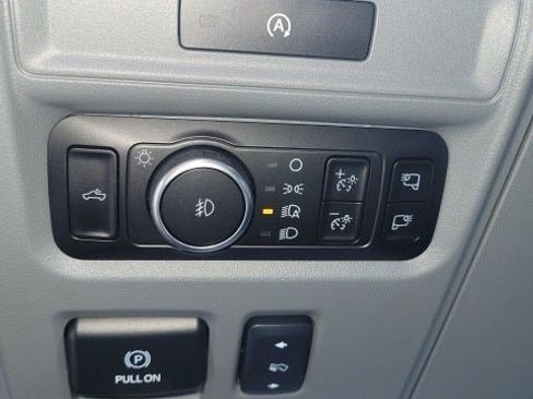 New 2025 Ford F150 Lariat w/ Equipment Group 501A Mid image 16