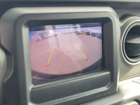 Used 2023 Jeep Wrangler Unlimited Sport AWD/4WD image 18