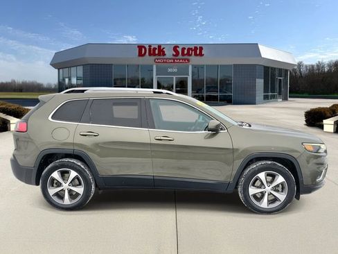Certified 2021 Jeep Cherokee Limited w/ Elite Package image 2