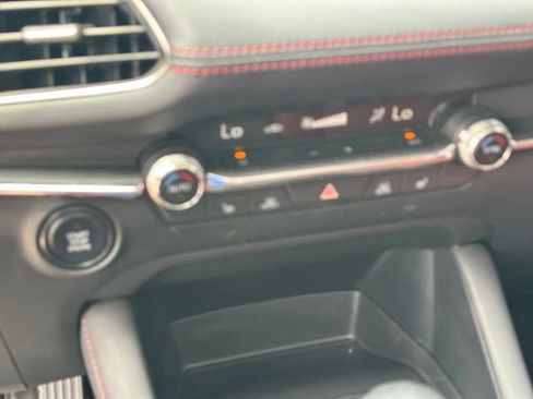Used 2023 MAZDA MAZDA3 s FWD image 24