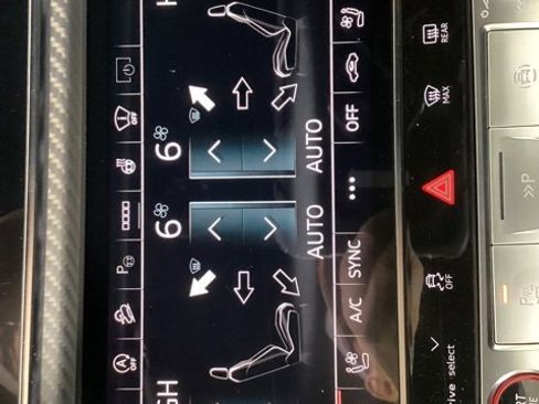 New 2026 Audi SQ7 Prestige image 25