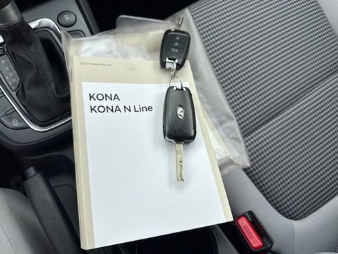 Used 2023 Hyundai Kona SE w/ Cargo Package AWD/4WD image 38