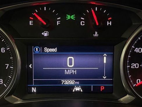Used 2022 GMC Terrain SLE w/ Driver Convenience Package FWD image 16