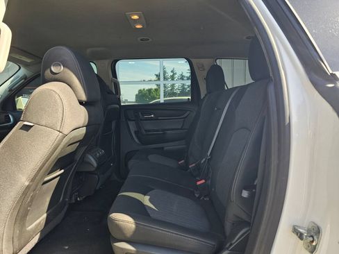 Used 2015 Chevrolet Traverse LT AWD/4WD image 17