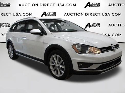 Used 2017 Volkswagen Golf Alltrack SE image 49