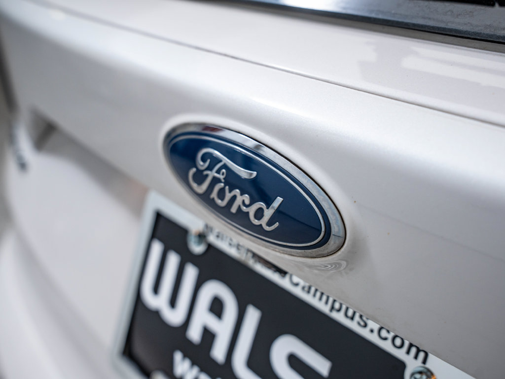 Used 2018 Ford Escape Titanium FWD image 17