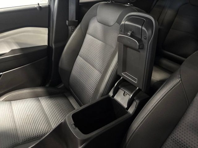 Used 2025 Chevrolet Trax LT FWD image 25