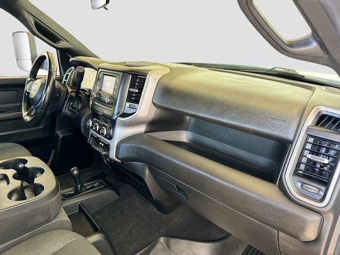 Used 2022 RAM 3500 Tradesman image 27