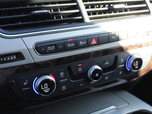 Used 2018 Audi Q7 2.0T Premium image 7