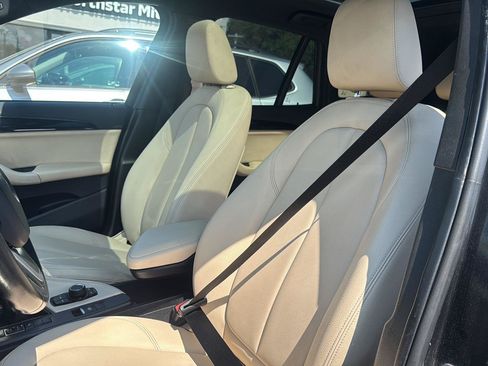 Used 2017 BMW X1 sDrive28i FWD image 19