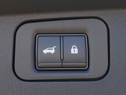 New 2026 Nissan Armada Platinum image 16