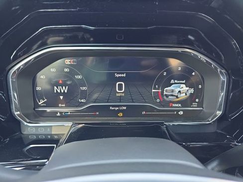 New 2025 GMC Sierra 1500 Elevation image 16