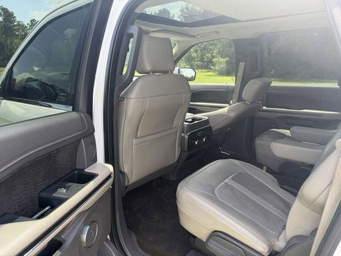 Used 2018 Ford Expedition Max Limited w/ Equipment Group 301A RWD image 10
