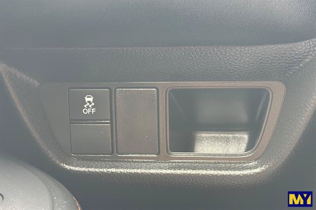 Used 2025 Honda HR-V Sport image 32