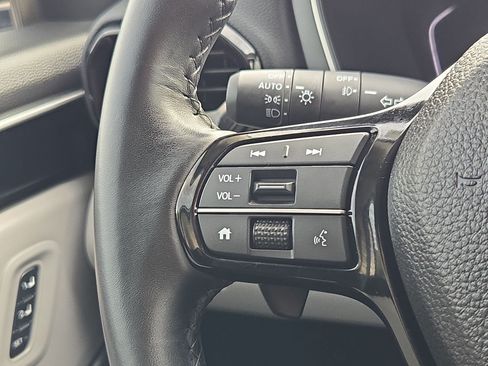 Certified 2025 Honda Pilot EX-L image 17