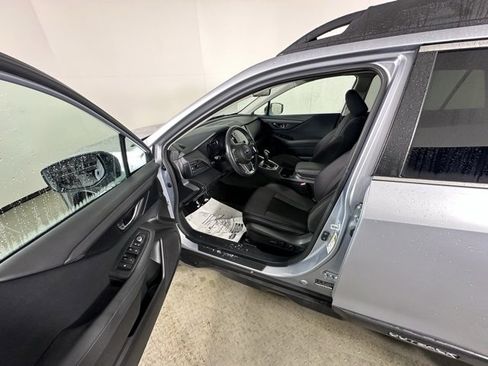 Used 2024 Subaru Outback Premium image 20