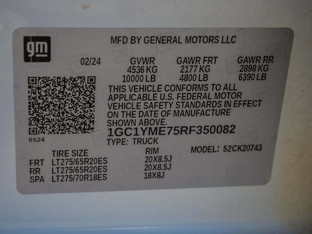 Used 2024 Chevrolet Silverado 2500 Custom w/ Custom Value Package AWD/4WD image 36